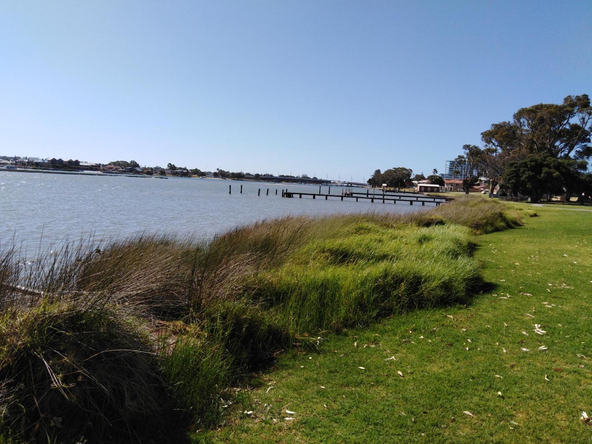 Mandurah Central Estuary Soldiers Cove Townhouse Exterior photo